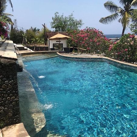 Lombok Coconut Hotel Mangsit ภายนอก รูปภาพ