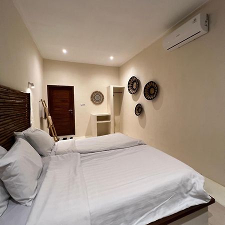 Lombok Coconut Hotel Mangsit ภายนอก รูปภาพ